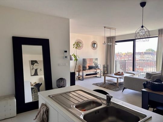 Appartement te huur - Foto 1