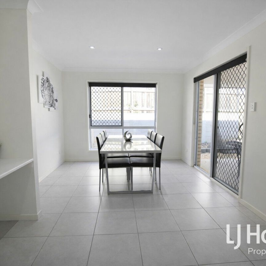 Family Home on Corner Block - Walking Distance to Schools - Photo 1