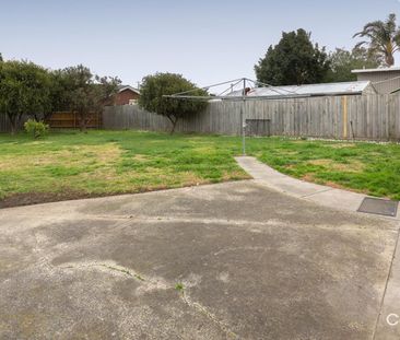1 Mckay Court, Dandenong North VIC 3175 - House For Rent | Domain - Photo 2