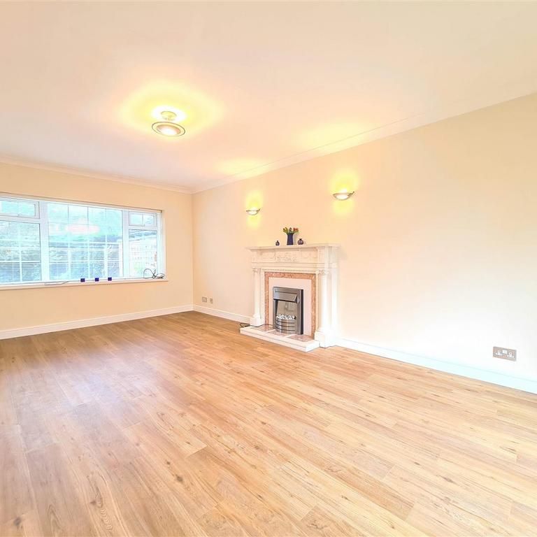 4 bedroom detached house to rent - Photo 1