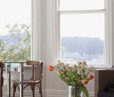 Harbour Views, Afternoon Sun, and City Magic - Photo 1