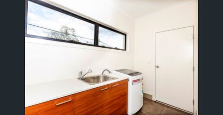 ROOM 4 13 bretonstreet - Photo 5