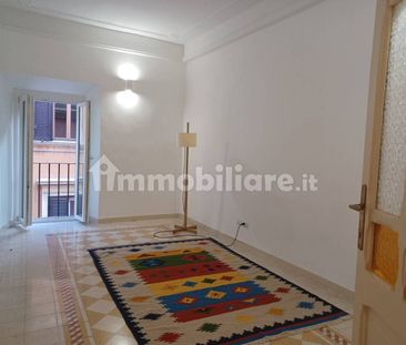 Bilocale via dell'Arancio 38, Montecitorio, Roma - Photo 1