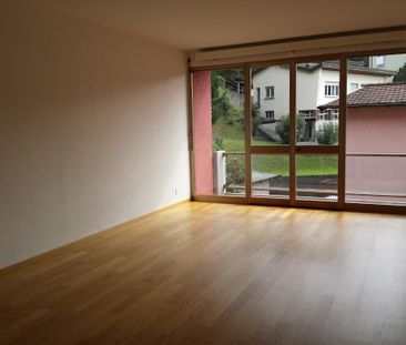 Mendrisio, 3,5 locali con doppi servizi, ristrutturato - Photo 2