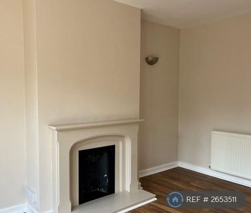 3 bedroom maisonette to rent - Photo 3