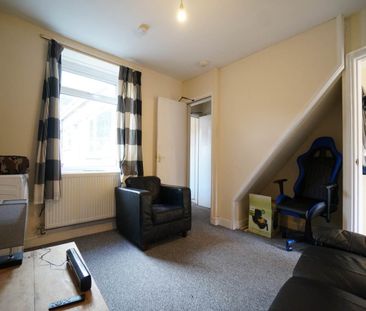 7 St Pauls Terrace - Photo 3