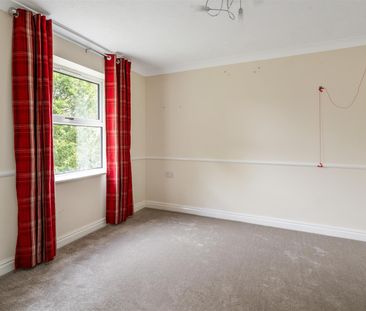 1 bed detached house to rent in Downing Close, Knowle, B93 - Photo 1