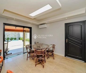 Casa com 2 quartos e 185m² para alugar em Sarandi, Porto Alegre. - Foto 4