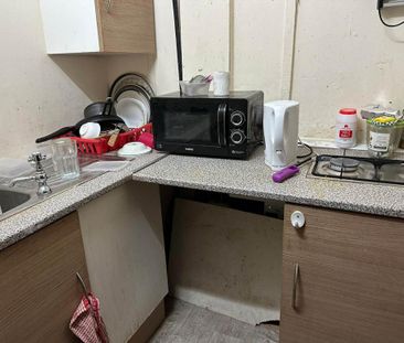 1 bedroom flat to rent - Photo 6