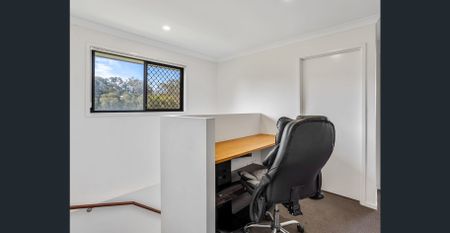 SMALL COMPLEX ... CLOSE TO SCHOOLS - Photo 5