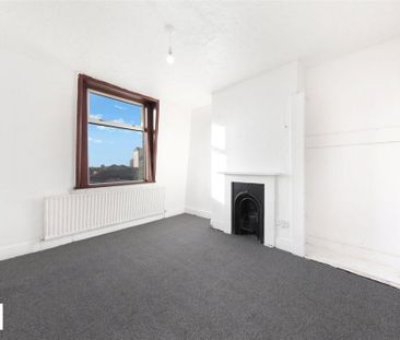 3 bedroom maisonette to rent - Photo 6