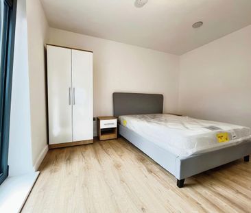 2 bedroom apartment to rent - Photo 6