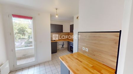 Apartment - Photo 2
