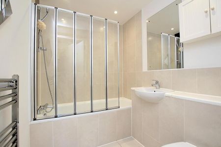 2 bedroom apartment to rent - Photo 2