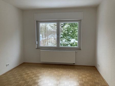 Kernsanierte 2-Zi.-Whg. mit eigenem Garten in traumhafter Lage auf der Margarethenhöhe! - Photo 3