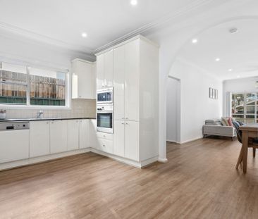 Family Favourite - Photo 1