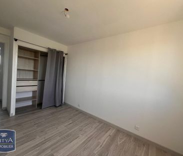 Location Appartement 3 pièces 52m² NIORT 79000 - Photo 3