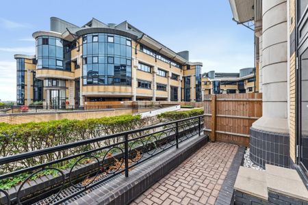 Studio to rent - Photo 5