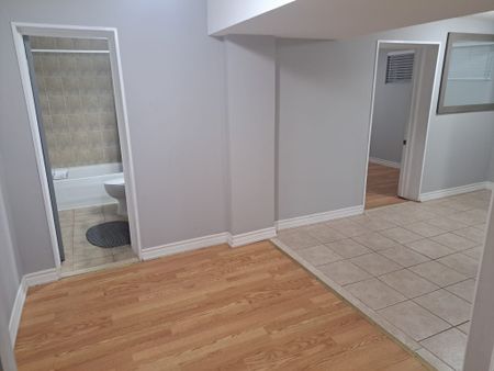 For Lease - 34 Ashwood Crescent Unit# Basement, Brampton, Ontario - Photo 3