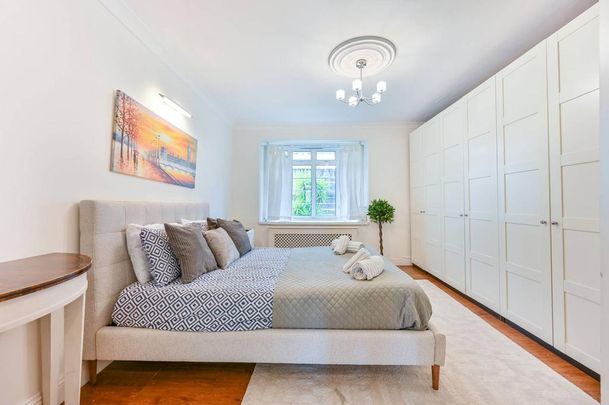 3 bedroom flat to rent - Photo 1