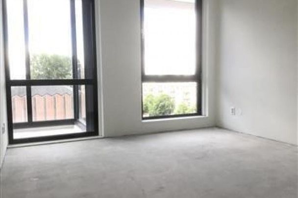 Appartement te huur: Vrouwengelukhof 95 1061 BS Amsterdam - Photo 1