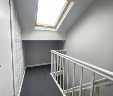 5 bedroom terraced house to rent - Photo 2