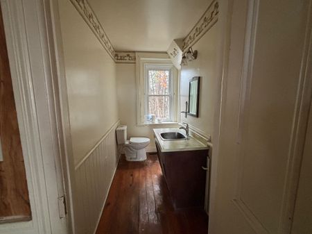 For Lease - 201 Crosswind Road, Kawartha Lakes, Ontario - Photo 5