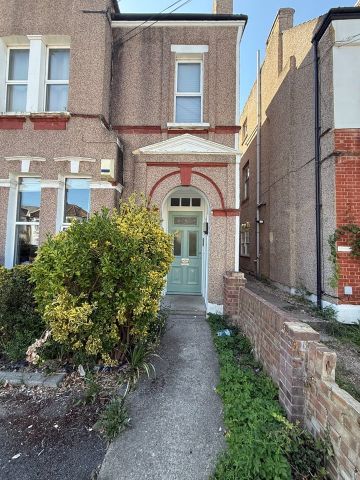2 Bed Flat, Hurstbourne Road, SE23 - Photo 5