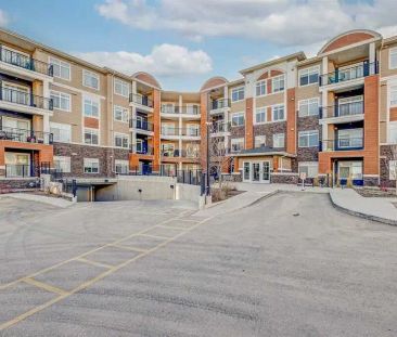 Nearly New 1 Bed + A/C, In-Suite Laundry & Heated Parking | Sage Hi... - Photo 1