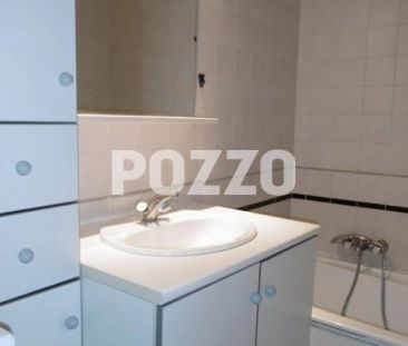 Location : appartement F2 (44 m²) à VIRE - Photo 1
