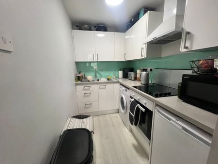 1 Bed Maisonette, The Ridings, LU3 - Photo 4