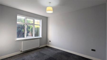 Strathmore Road, Newcastle Upon Tyne - Photo 2