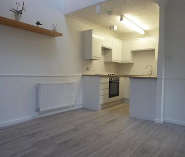 1 bedroom terraced house to rent - Photo 5