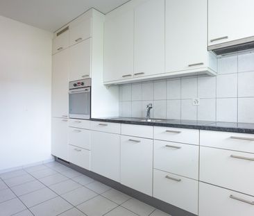 Grosszügige 6.5-Zimmer-Duplex-Wohnung mit Kamin in Riehen - Photo 5