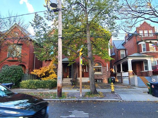 For Lease - 600 Huron Street Unit# Basement, Toronto, Ontario - Photo 1