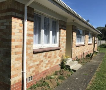 Water and lawn maintenance included - Photo 2