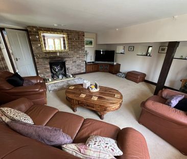 4 bedroom barn conversion to rent - Photo 3