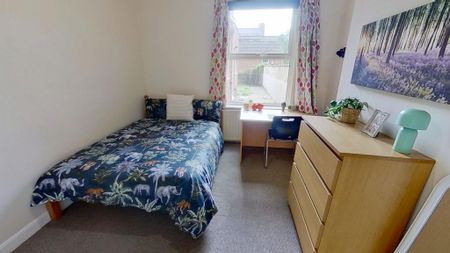 5 bedroom semi-detached house to rent - Photo 5