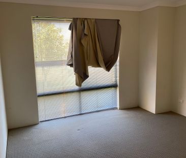 Low maintenance & ducted aircon! - Photo 3