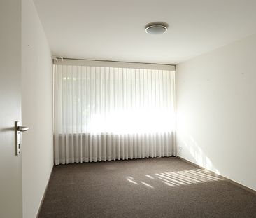 5.5-Zimmer-Eck-Einfamilienhaus an ruhiger Wohnlage in Bottmingen - Foto 2