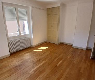 Location Appartement 3 pièces 81m² LE CREUSOT 71200 - Photo 1