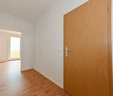 Eine Kaltmiete sparen und in eine neu sanierte 3-Raumwohnung ziehen! - Foto 6
