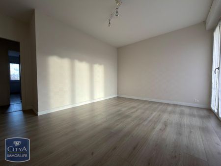 Location Appartement 3 pièces 69m² BRIVE LA GAILLARDE 19100 - Photo 3