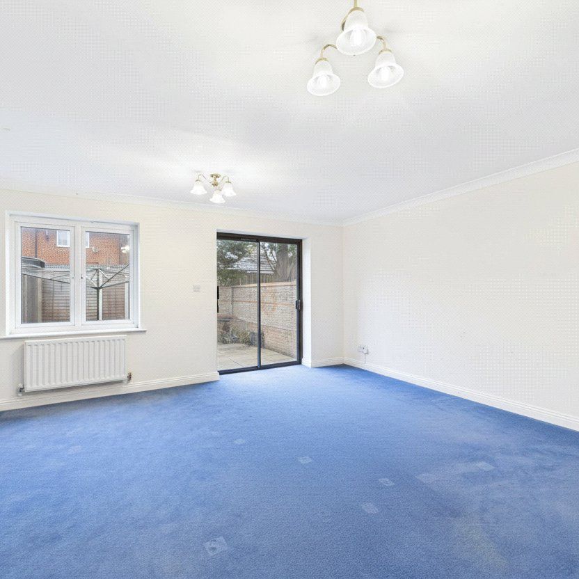 The Wickets, Maidenhead The Wickets, Maidenhead - Photo 1