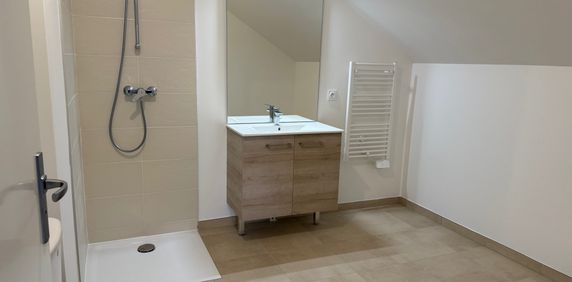 Superbe F2 Neuf – 41,59 m² – Terrasse 22 m² – 2ème étage - Photo 2