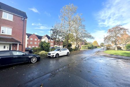 Staniland Court - Photo 5