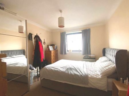 Lennox Road North, Southsea - Photo 3