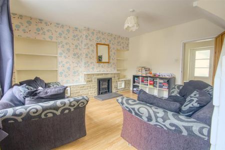 2 bedroom terraced house to rent - Photo 2