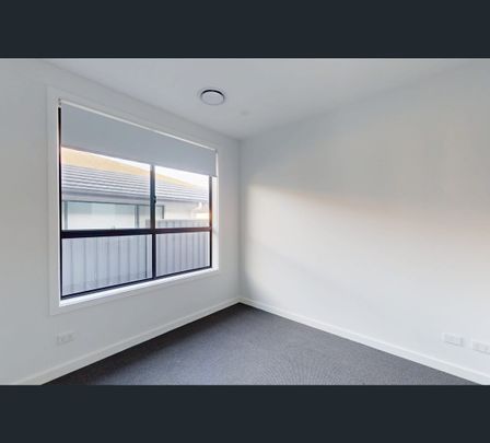 31A Rowcliff Circuit, Lochinvar, NSW 2321 - Photo 1