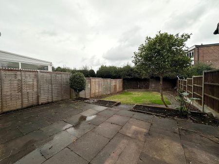 Westeria close, Birmingham, B36 - Photo 5